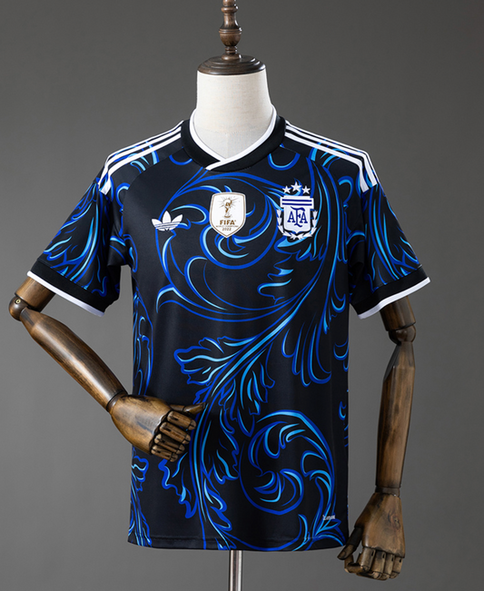 Camiseta Argentina Visitante Mundial 2026 - Edición Oficial "Fileteado Porteño" (Negra)
